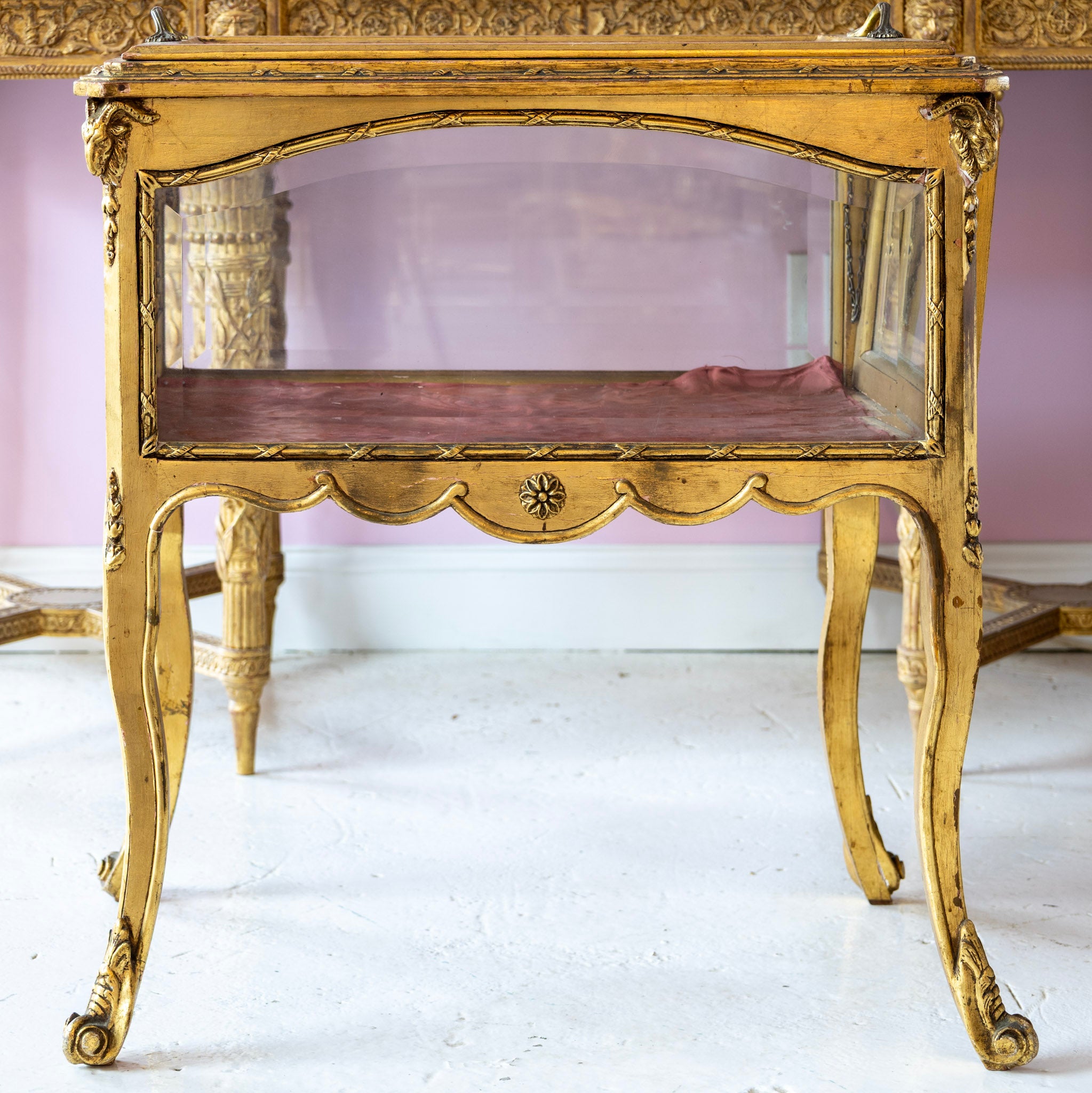 Gilded Jewelry Vitrine – Original Pink Interior – Le Chateau
