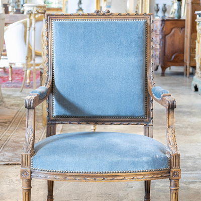 Captain Chairs
