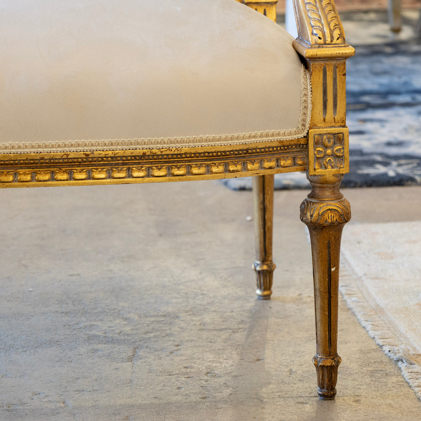 Louis XVI Gilded Loveseat Sofa – Two-Tone Carved Frame & Soft Grey Velvet Upholstery
