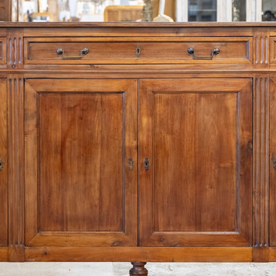 Louis XVI Wood Sideboard – Fluted Columns & Square Pulls