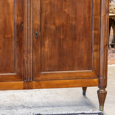 Louis XVI Wood Sideboard – Fluted Columns & Square Pulls