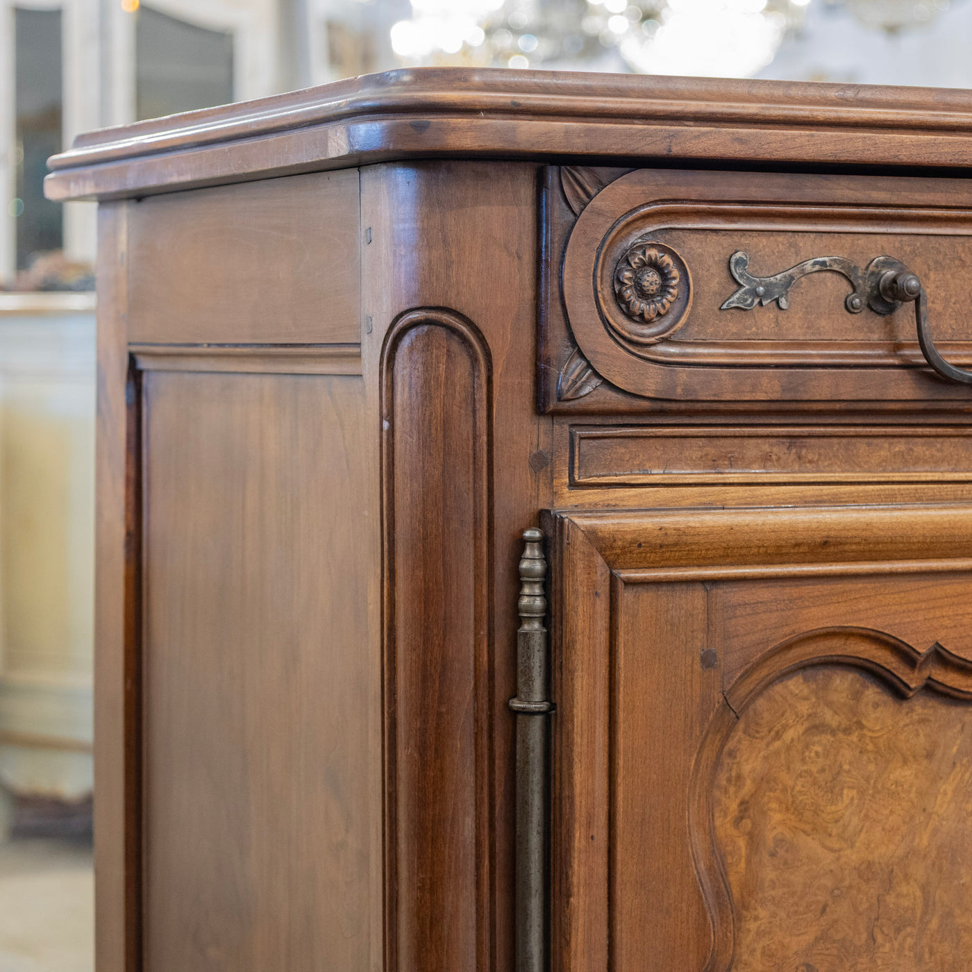 Louis XV Burl Wood Sideboard – Floral Hand-Carvings