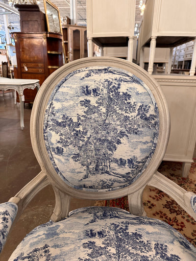 Toile Print Louis XVI Captain Chair