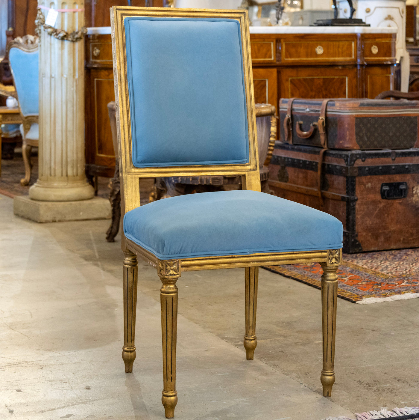 Louis XVI Dining Chair in Blue – Gilded Gold Frame & Velvet Upholstery