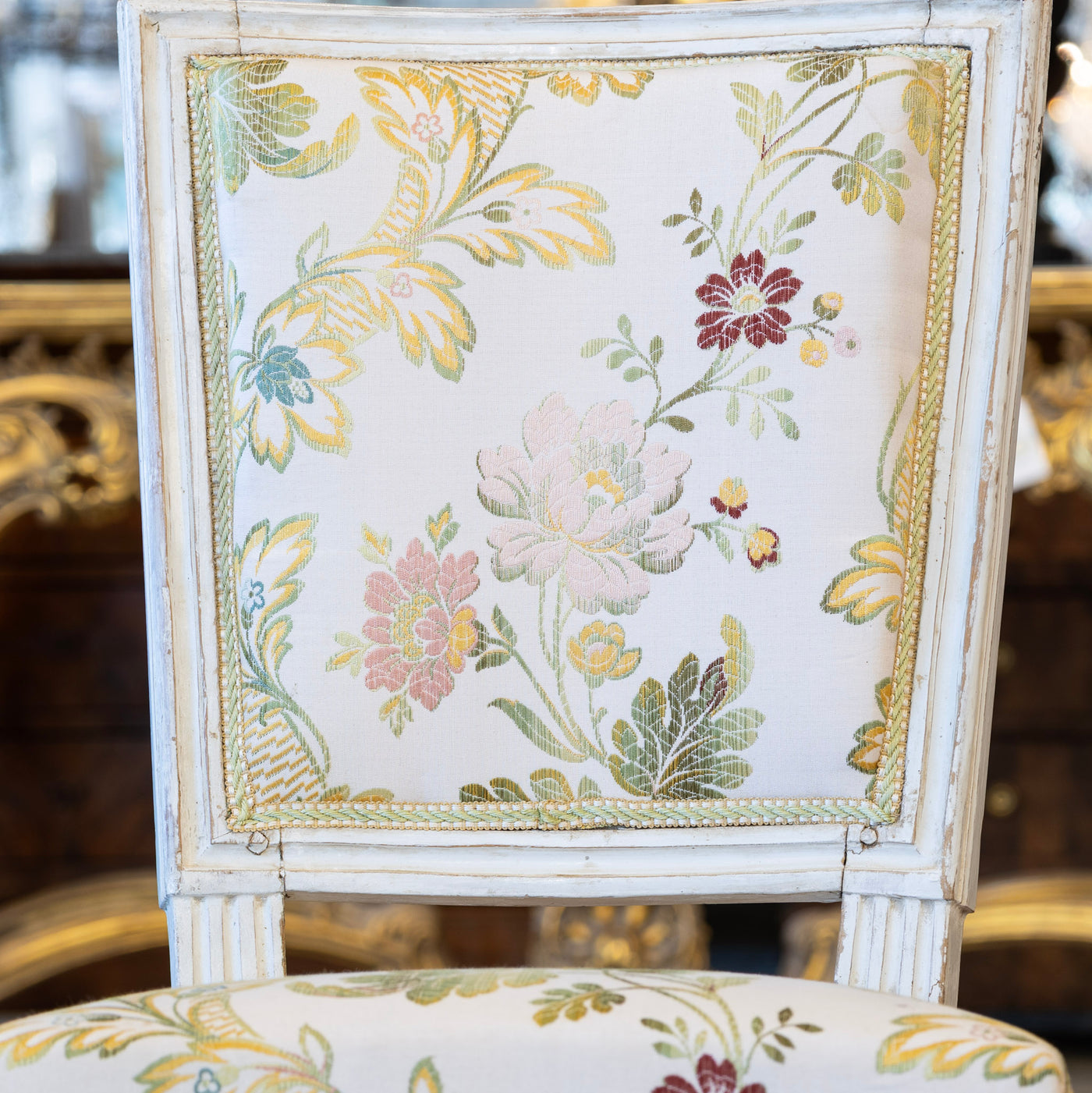 Louis XVI White Chair – Carved Frame & Original Floral Upholstery