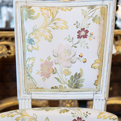 Louis XVI White Chair – Carved Frame & Original Floral Upholstery