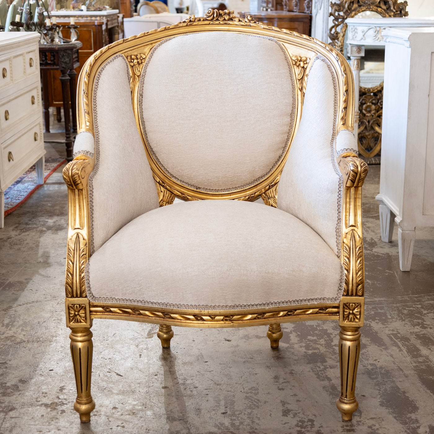 Louis XVI Gilded Round Bergère Chair – White Silk Weave Upholstery