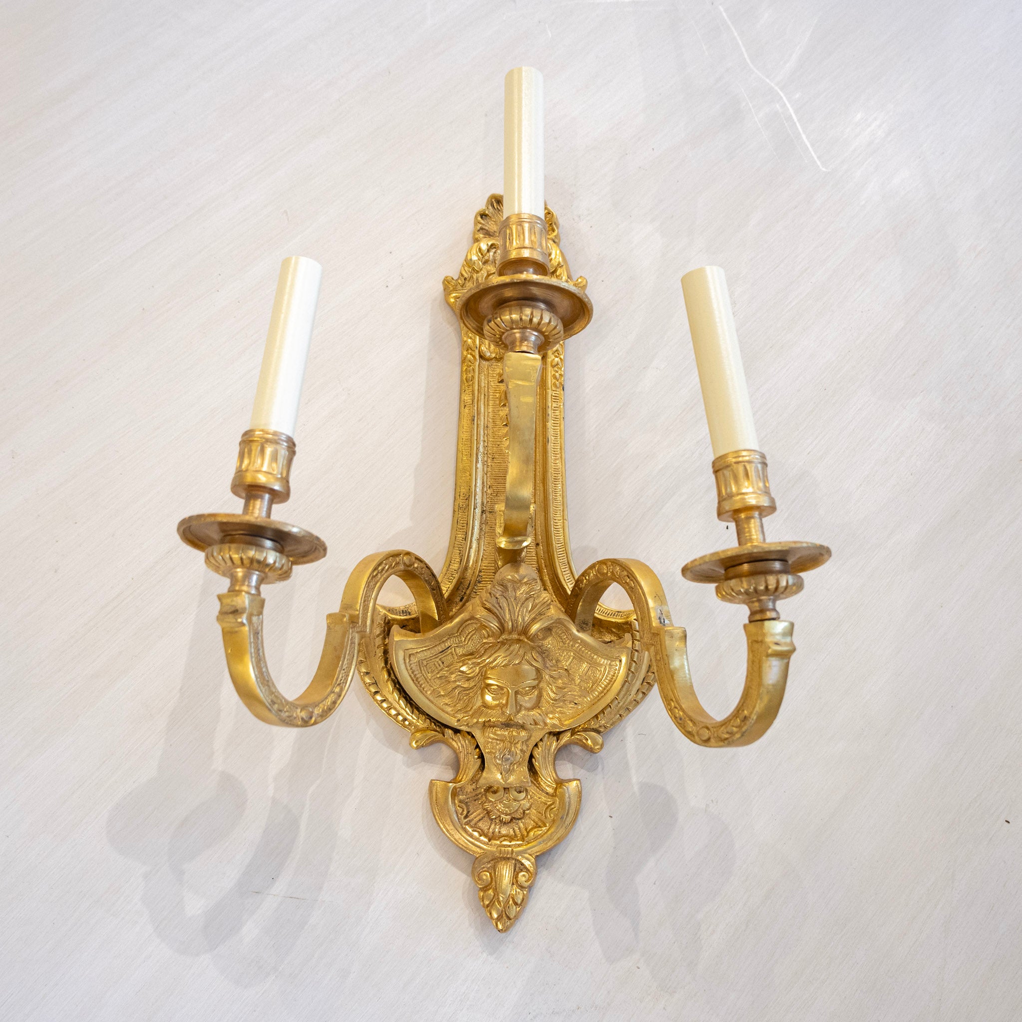 Pair of French Brass Wall Sconces - Shell Crest & Empire Frame – Le Chateau