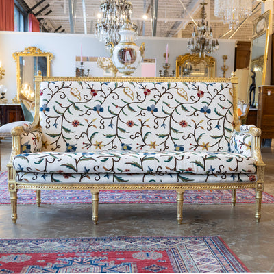 Louis XVI Gilded Settee – White Linen & Embroidered Floral Upholstery