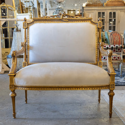 Louis XVI Gilded Loveseat Sofa – Two-Tone Carved Frame & Soft Grey Velvet Upholstery