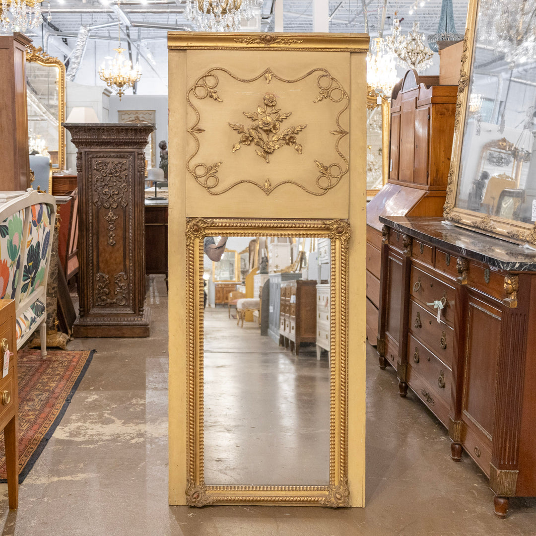 Mirrors & Decor – Le Chateau