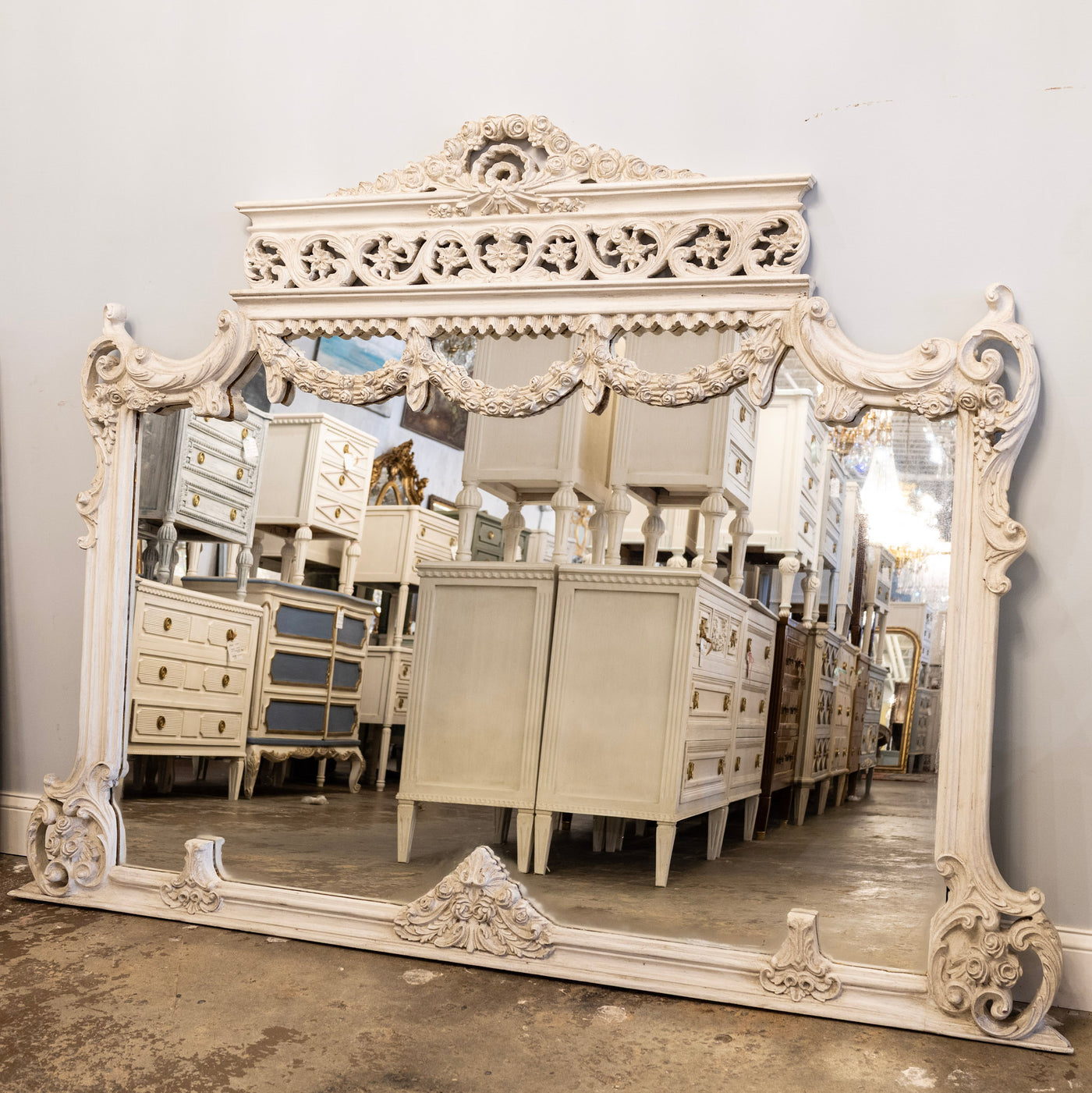 Louis XV Trumeau Mirror – Intricate Wreath Carvings in Antique White