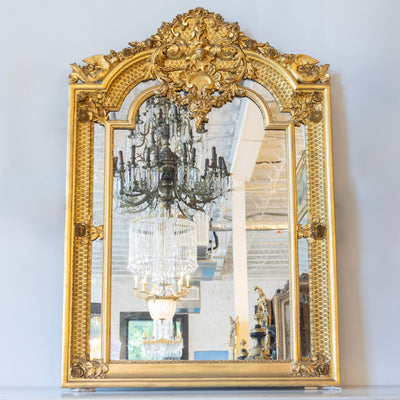 Louis XV Gilded Mirror – Ornate Carvings & Intricate Detailing