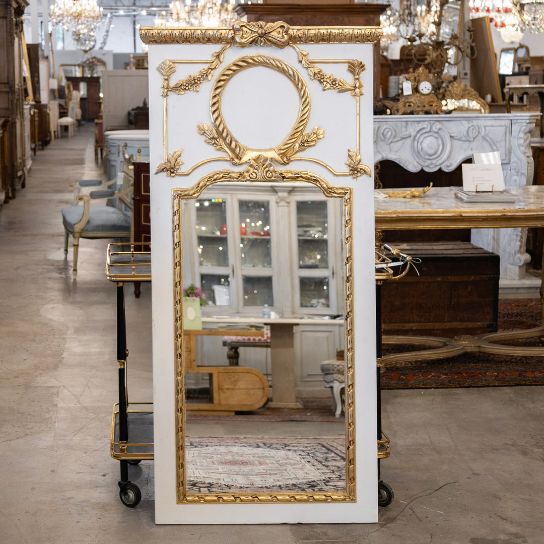 Mirrors & Decor – Le Chateau
