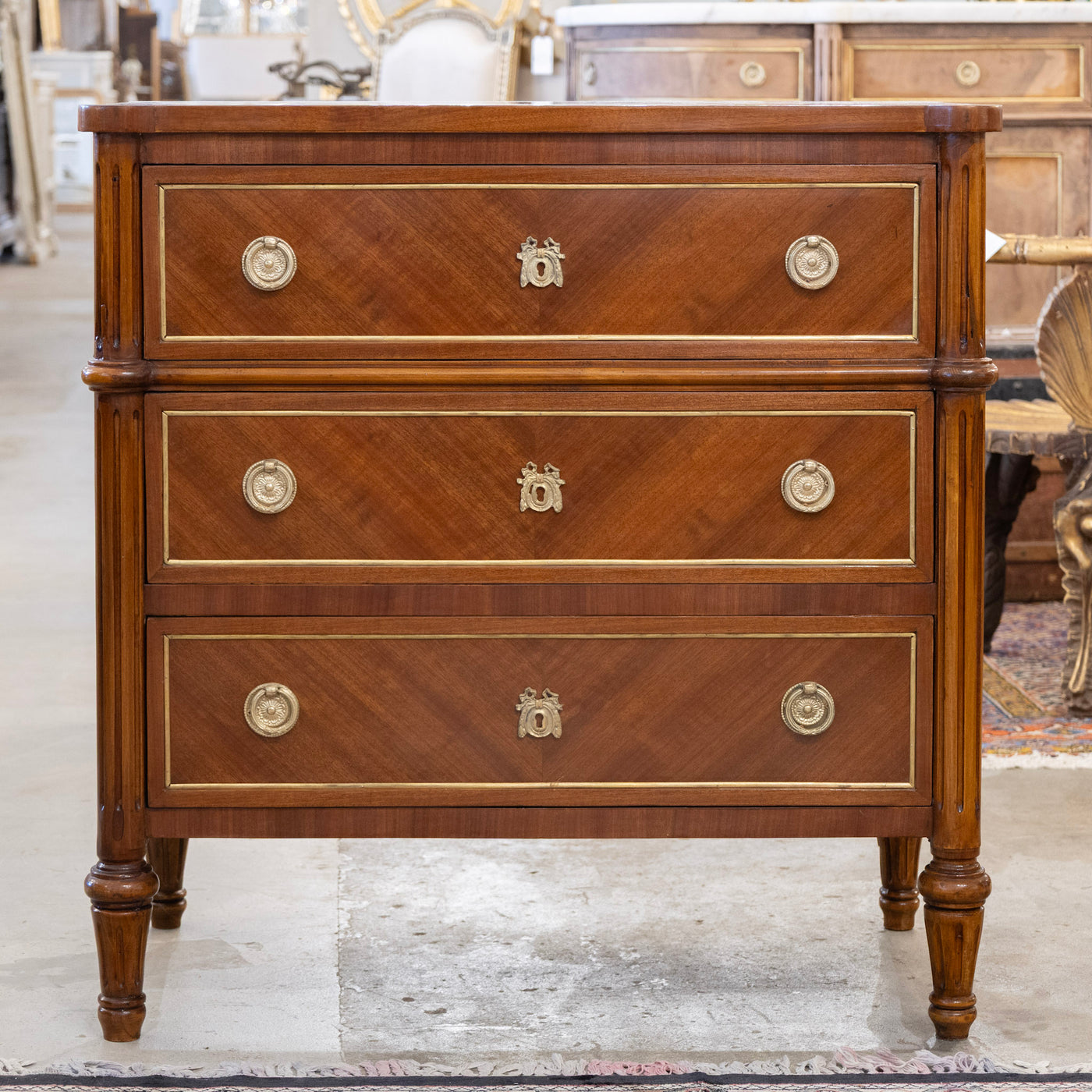 Louis XVI Burl Wood 3-Drawer Nightstand – Rounded Corners and Gold Inlay