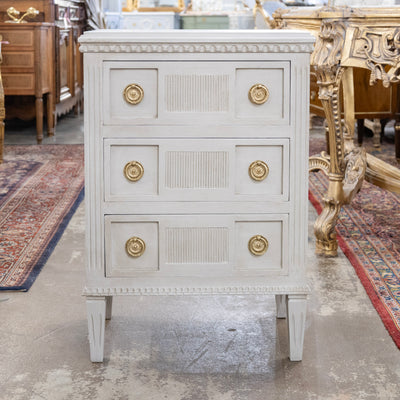 Swedish 3-Drawer Nightstand – Fluted Drawer Trim in French Grey