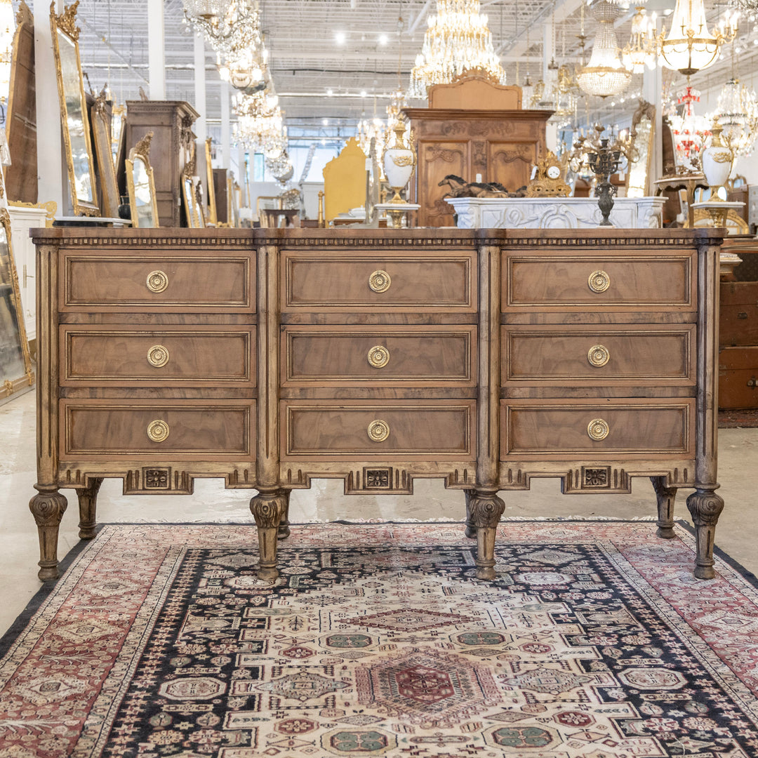 Dressers – Le Chateau