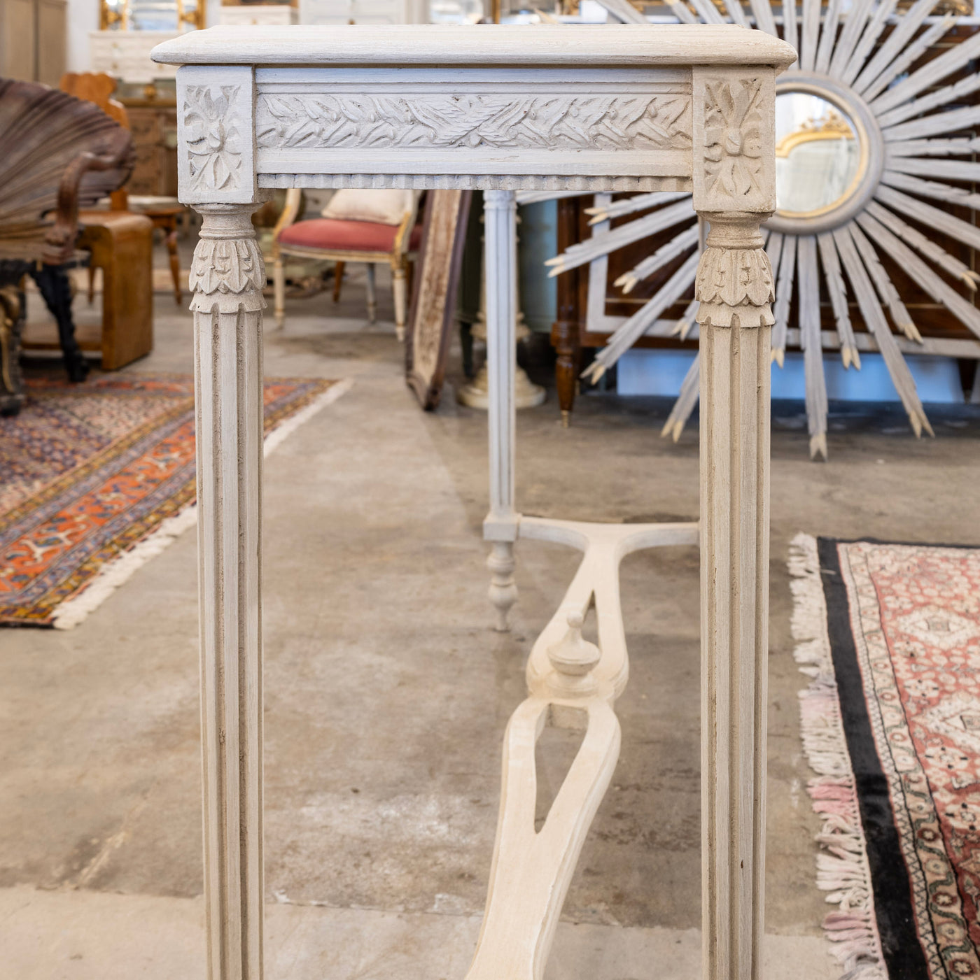 Swedish Console Table – Antique White Finish & Leaf Trim