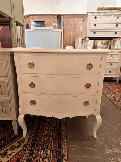 Swedish Chest with Curved Legs
