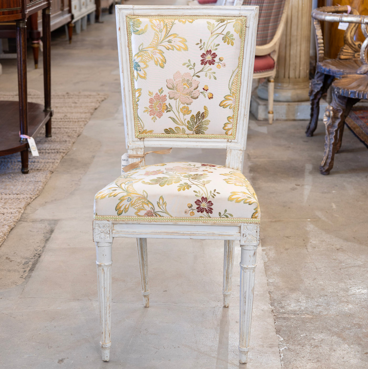 Louis XVI White Chair – Carved Frame & Original Floral Upholstery