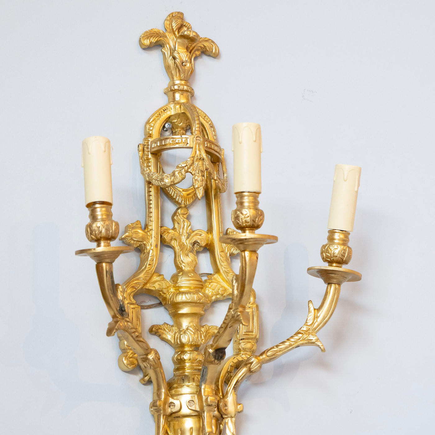 Pair of Rococo Gilded Wall Sconces - Cage Frame in Bright Gold