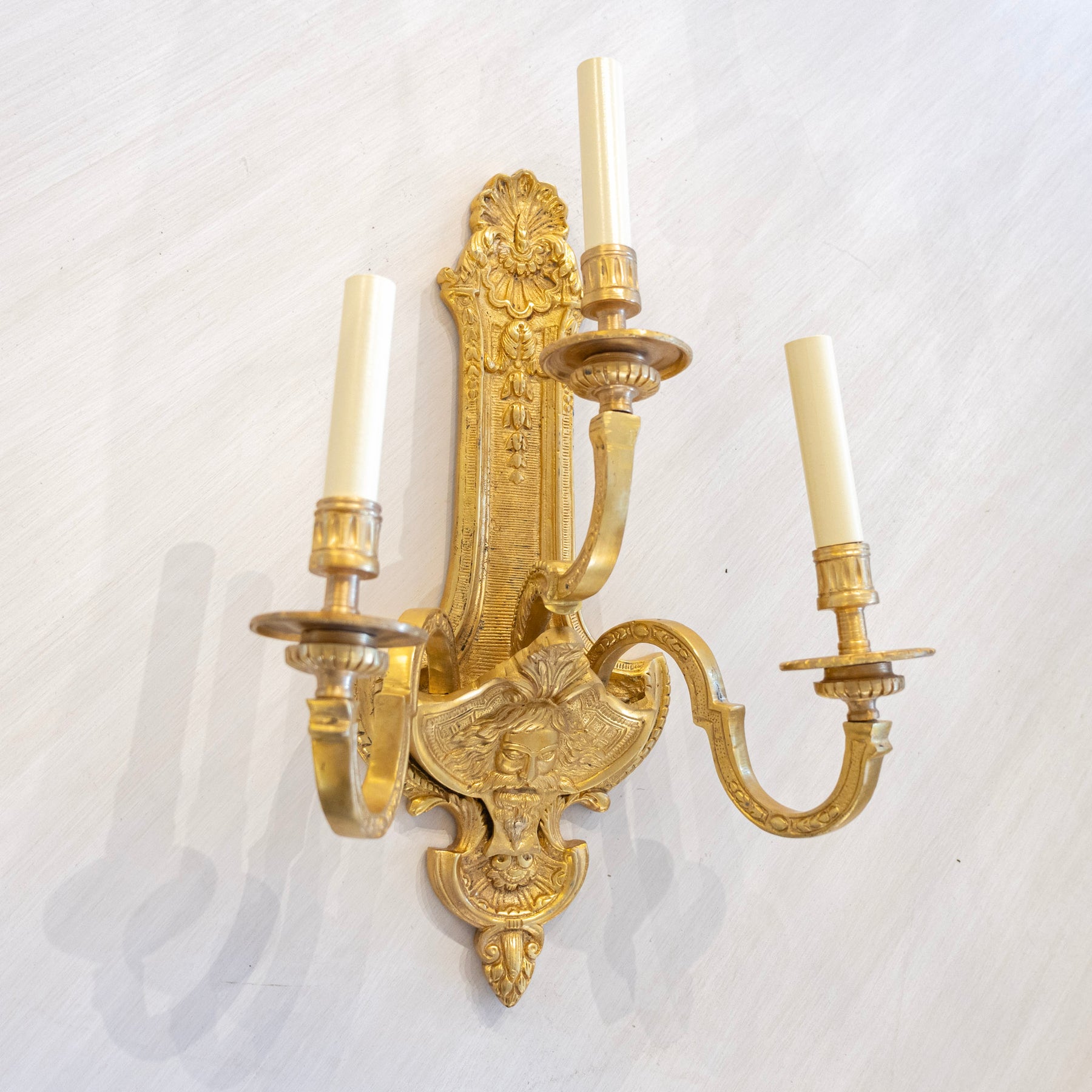 Pair of French Brass Wall Sconces - Shell Crest & Empire Frame – Le Chateau