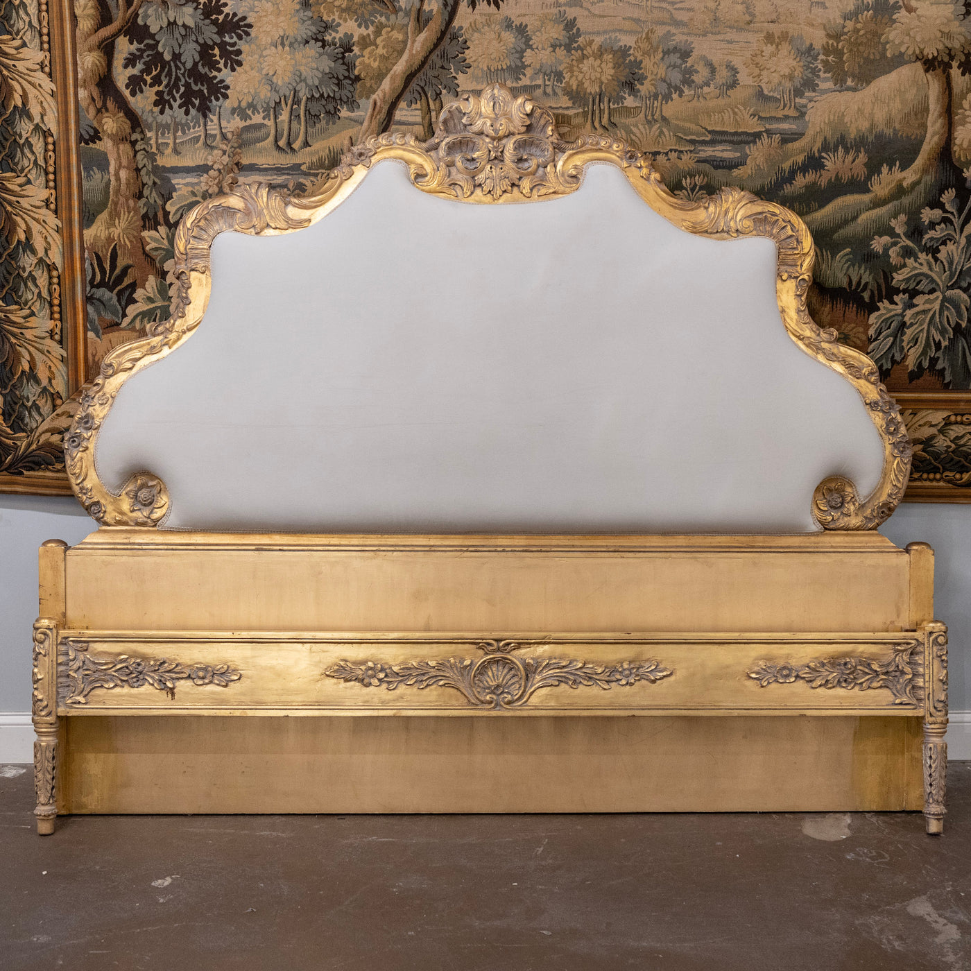 Louis XV Gilded Ornate King Bed Set – Sculpted Trim with Carvings & Soft White Velvet
