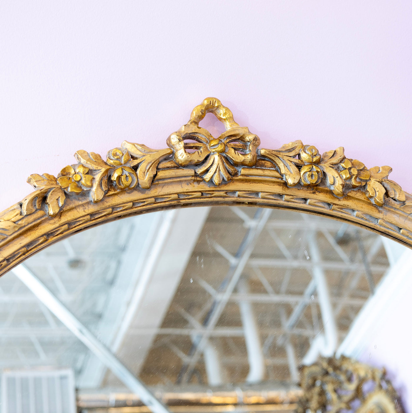 Louis XVI Round Gilded Mirror – Bow Carvings