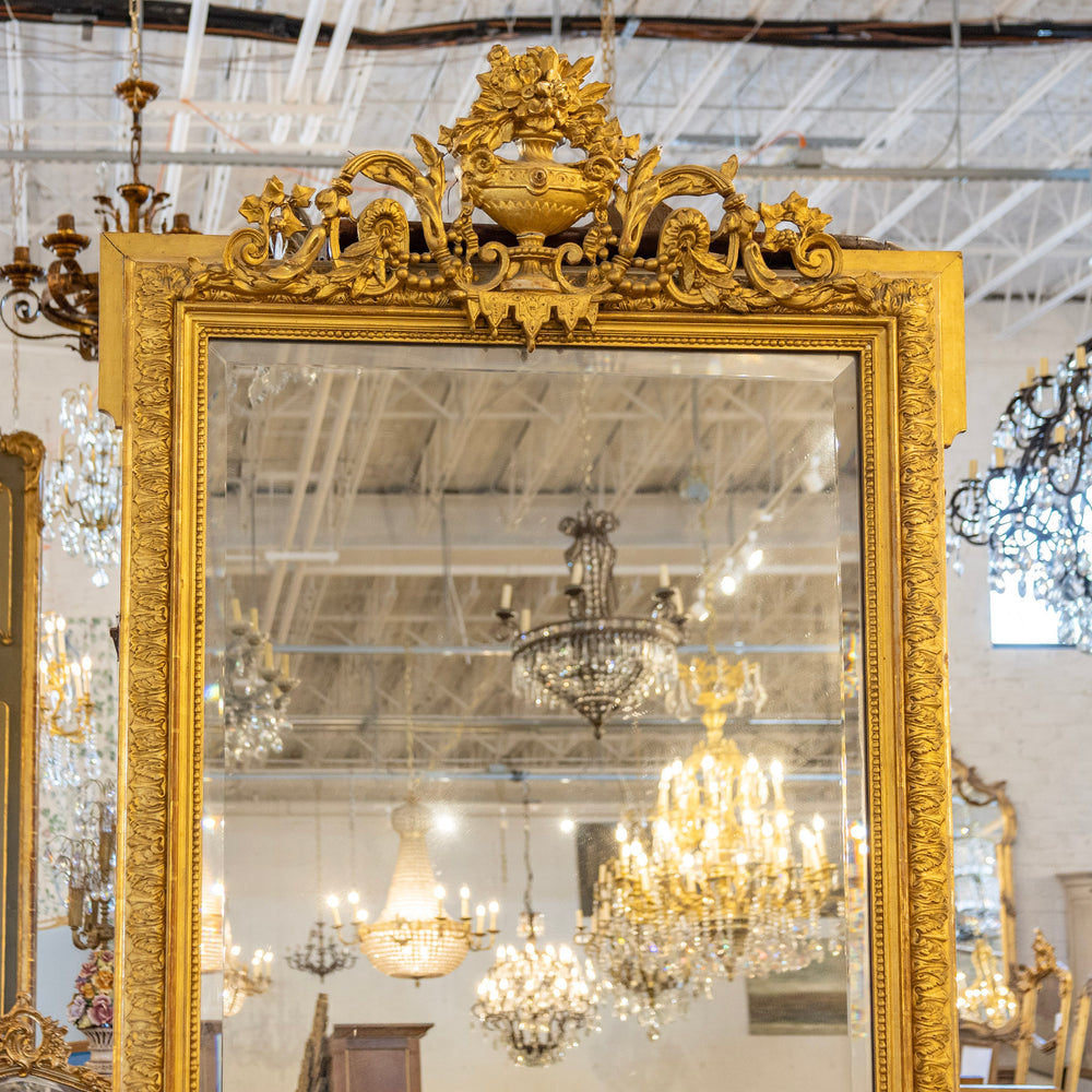 Mirrors & Decor – Le Chateau