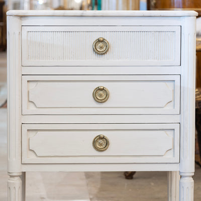 Swedish 3-Drawer Nightstand – Reeded and Carved Detailing & Marble Top in Dove White