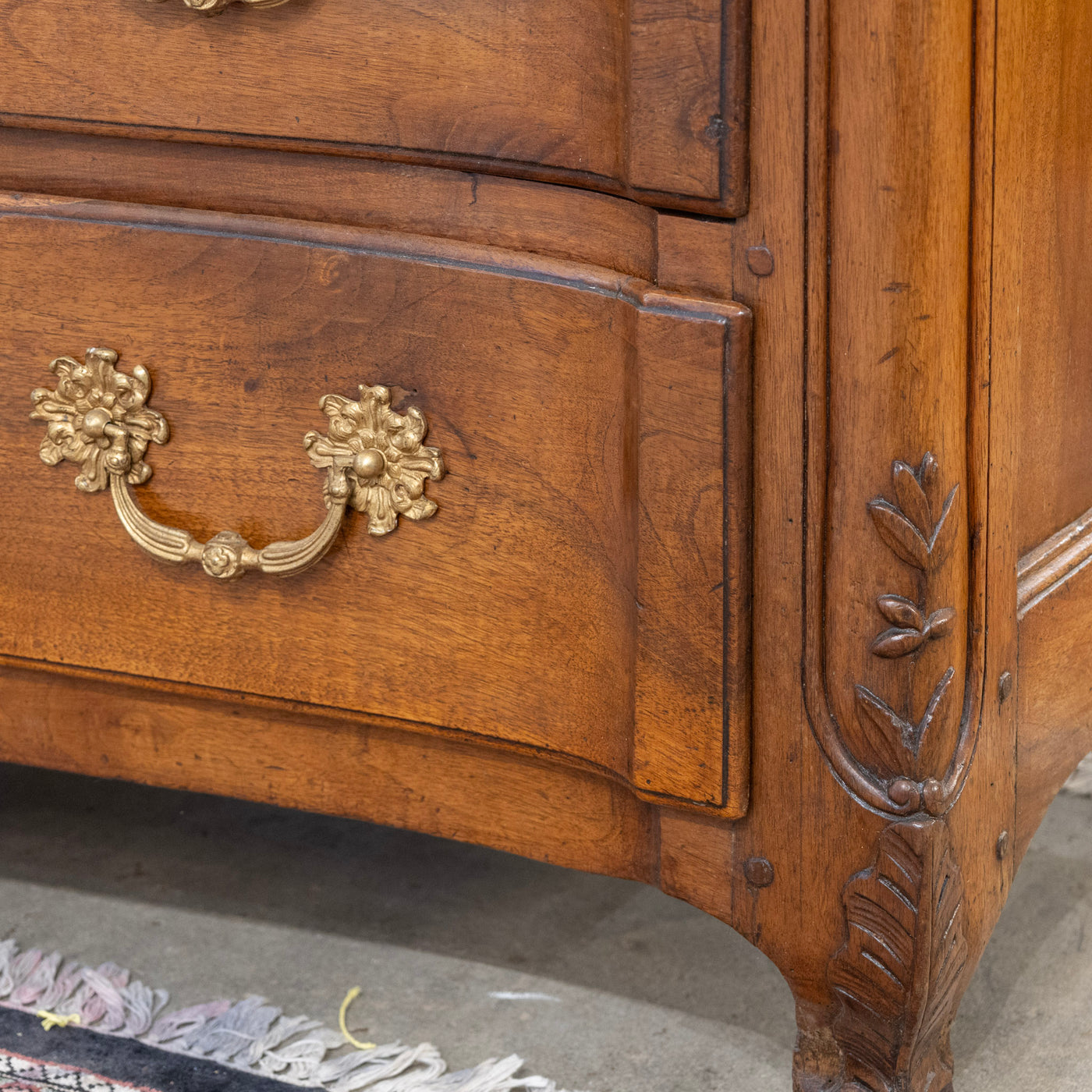 Louis XV 18th Century Walnut Chest – Bronze Hardware & Carved Florals
