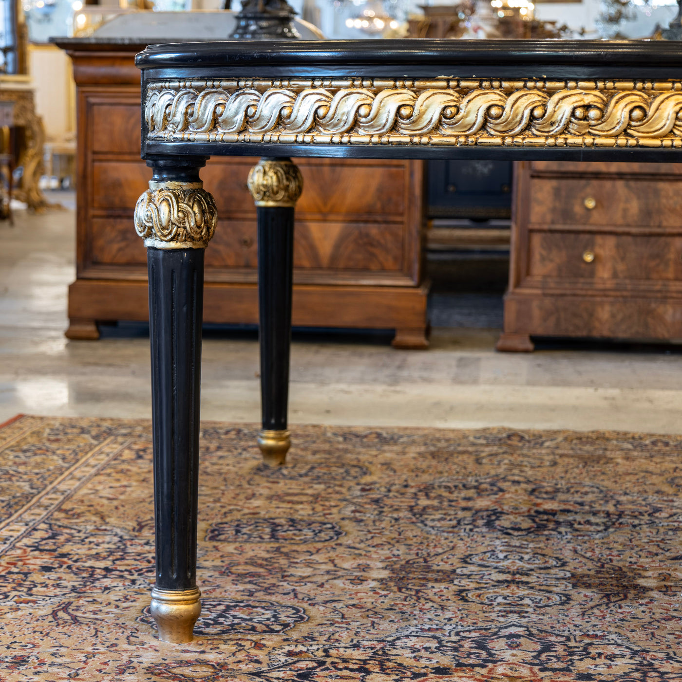 Louis XVI Dining Table – Black Lacquer with Gold Carvings