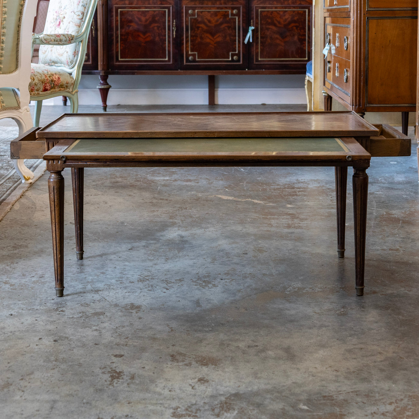 Louis XV Walnut Coffee Table – Slide-Out Leather Panel & Chevron Inlay