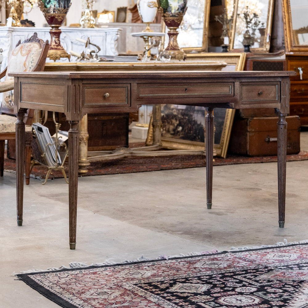 Writing & Secretary Desks – Le Chateau