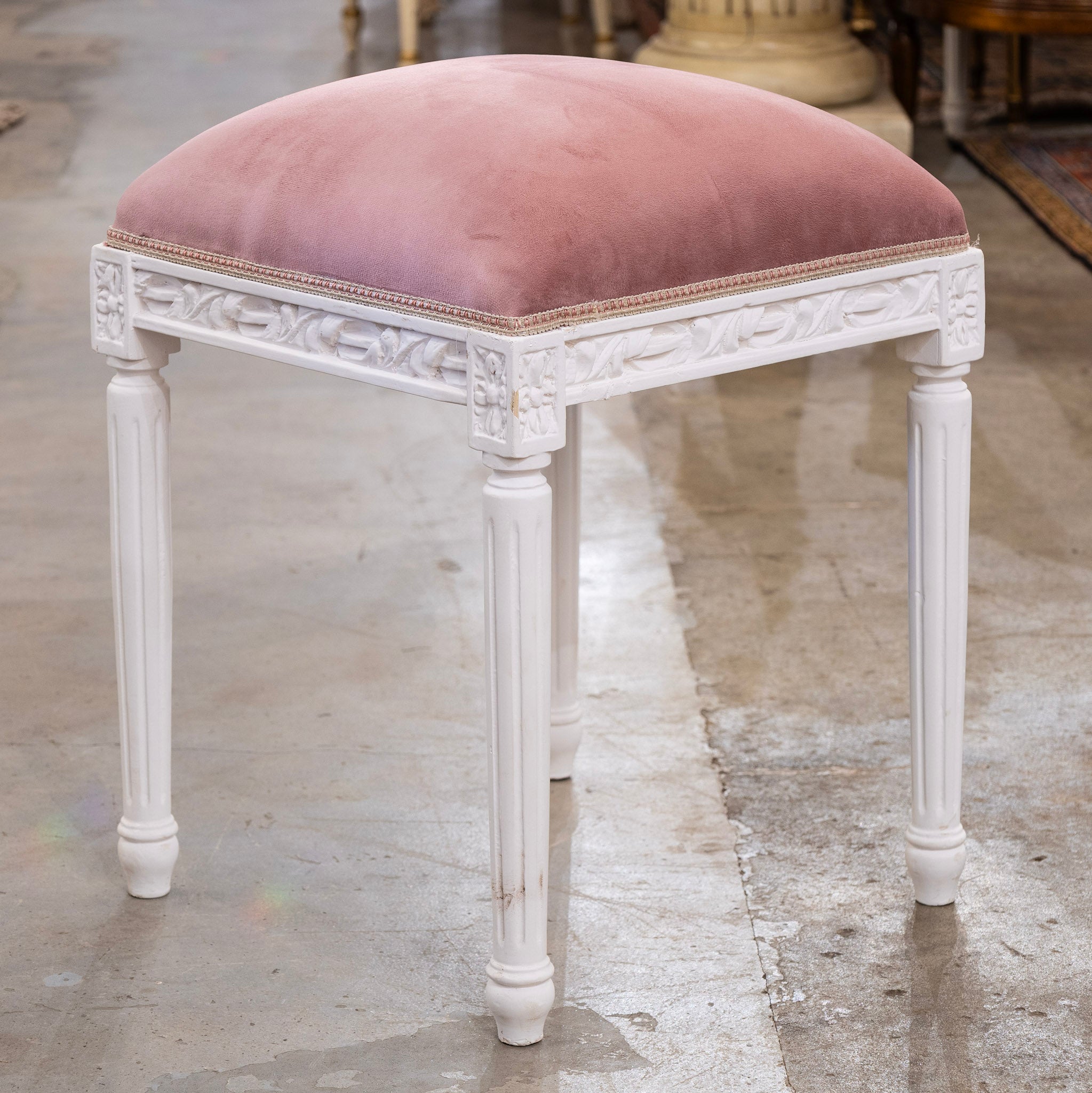 Louis XVI White Stool – Pink Velvet Upholstery – Le Chateau