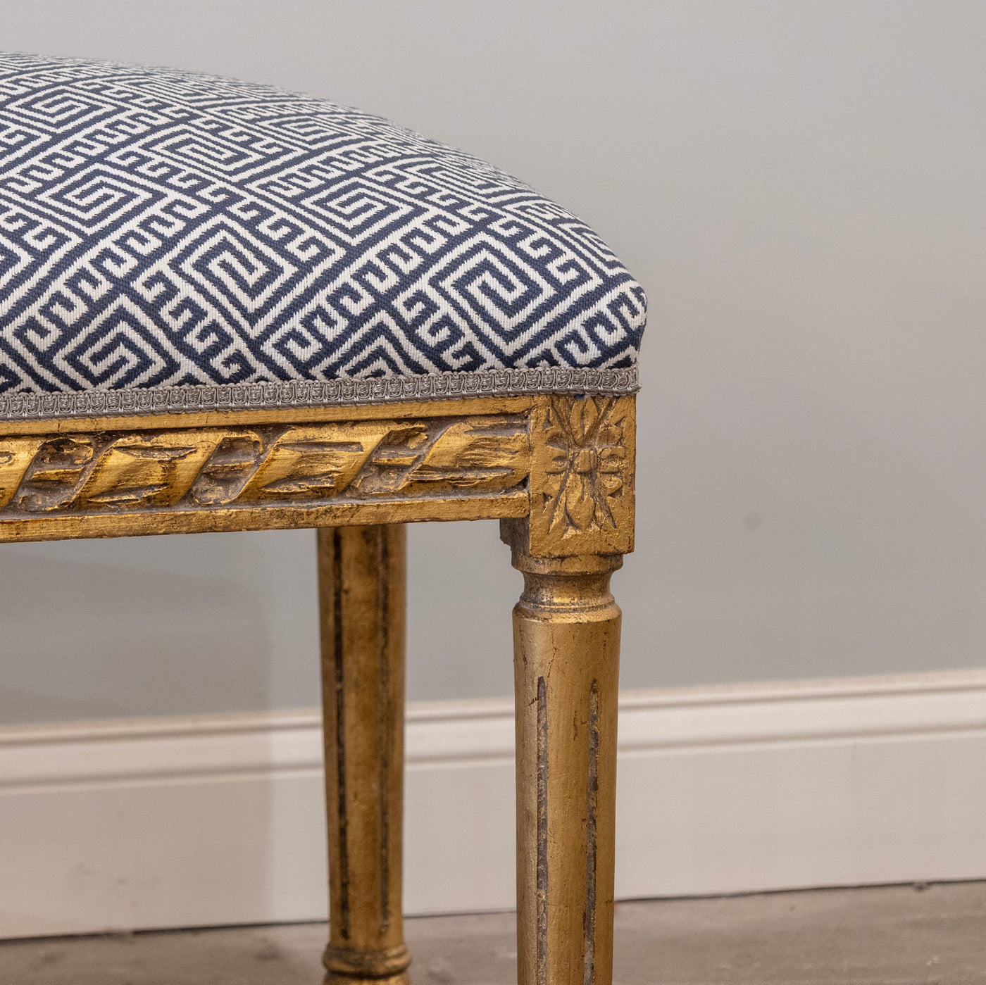 Louis XVI Gilded Bench – Blue & White Greek Key Linen Upholstery