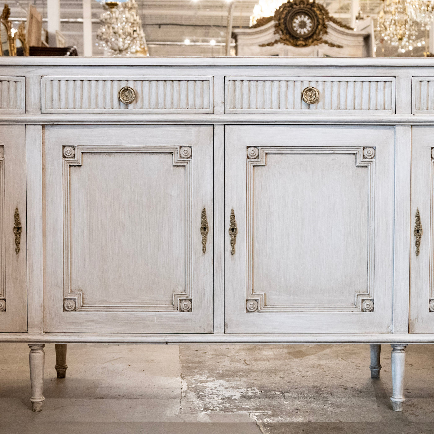 Swedish Sideboard in Antique White with Reeded Drawers & Cravings