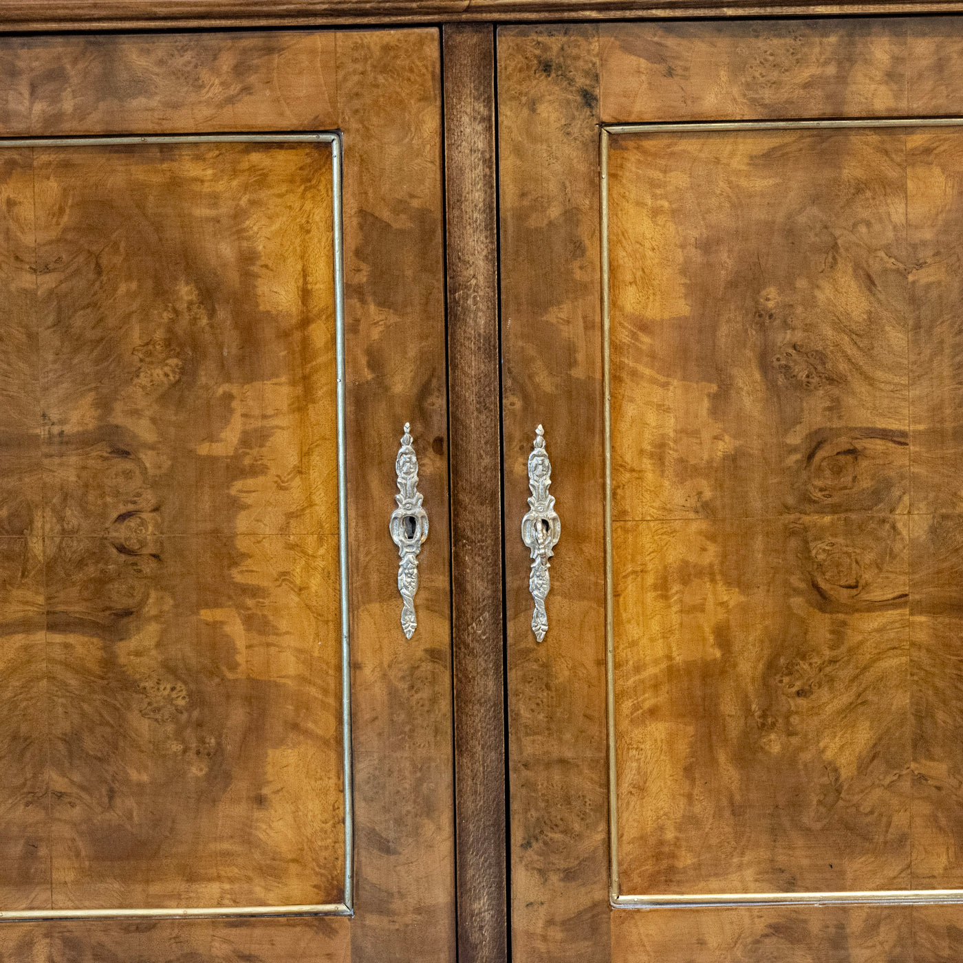 Louis XVI Burl Wood Sideboard with Brass Hardware