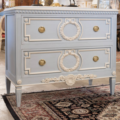 Swedish 2-Drawer Chest – White Trim with Wreath & Shell Cravings in Blue