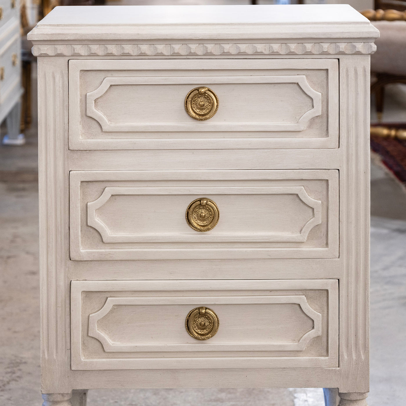 Swedish Slim 3-Drawer Nightstand – Antique White Finish