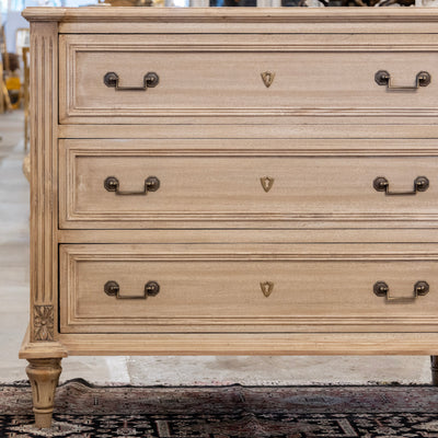 French Oak Stripped 3-Drawer Chest – Fluted Columns & Square Pulls