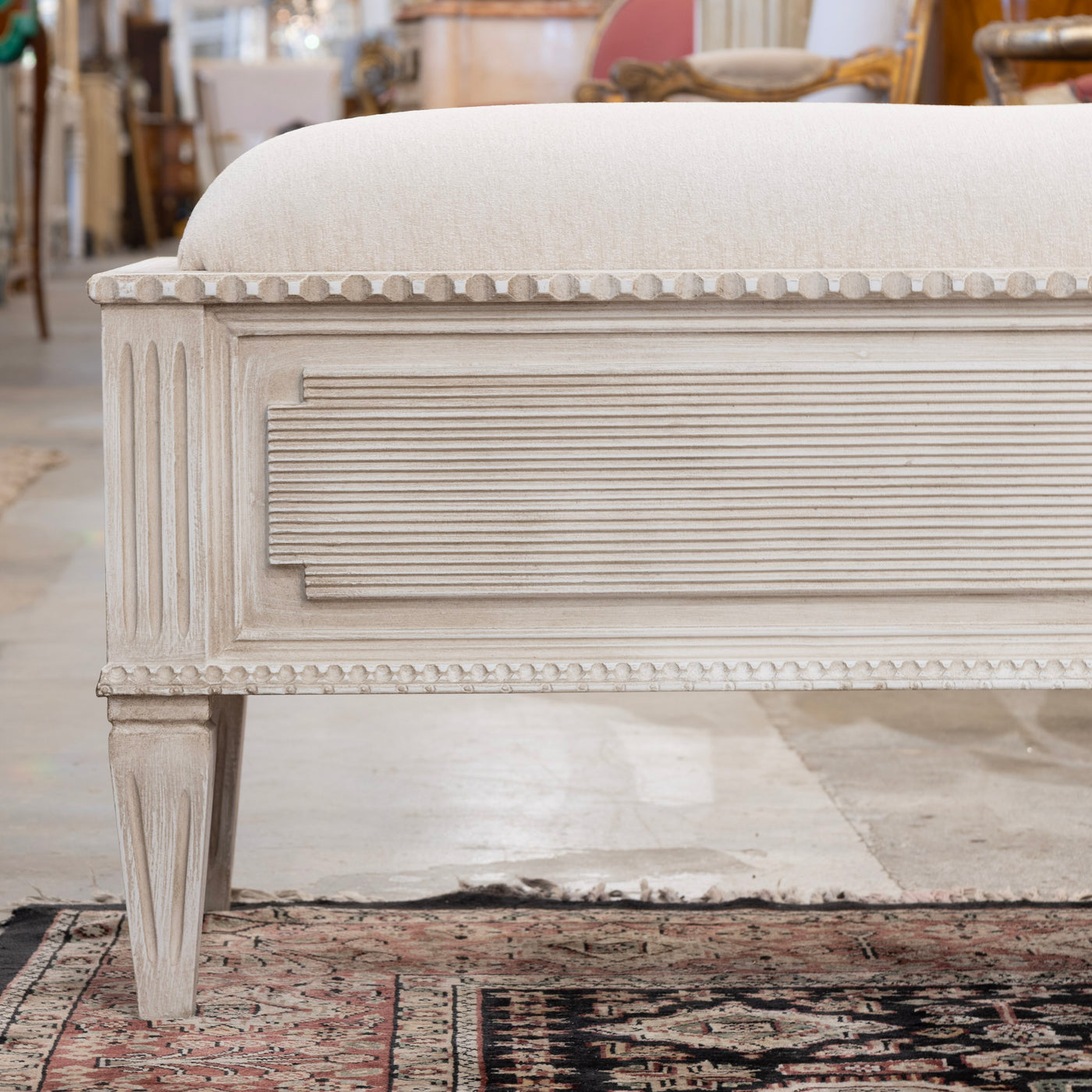 Swedish White Bench – Reeded Panels & Linen Upholstery