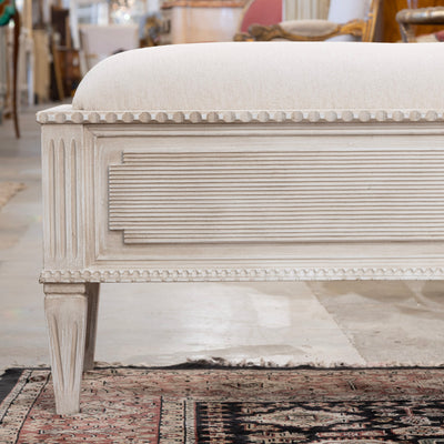 Swedish White Bench – Reeded Panels & Linen Upholstery