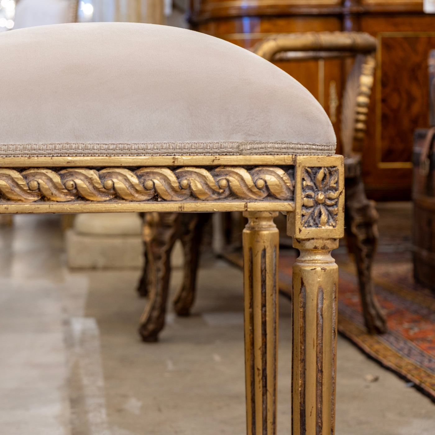 Louis XVI Gilded Square Stool – Light BeigeVelvet Upholstery
