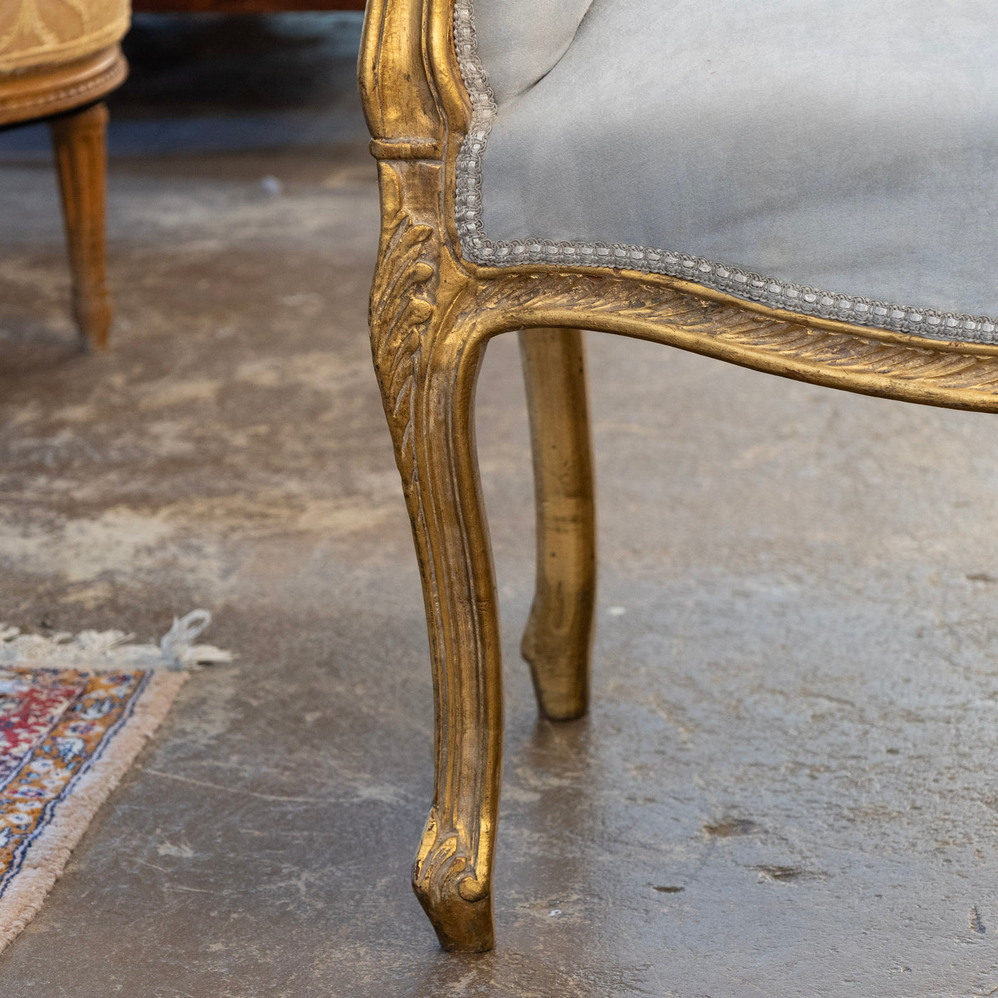 Louis XV Vanity Bench – Gilded Frame & Pale Blue Velvet Upholstery