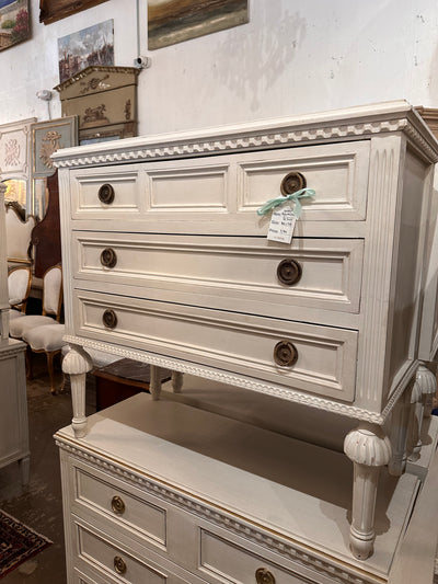 Soft White Swedish Nightstand with Ballerina Legs