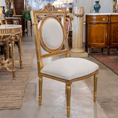Louis XVI Gilded Dining Chair – Detailed Carvings with White Velvet Upholstery
