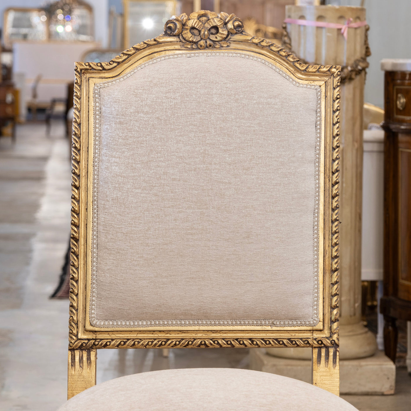 Louis XVI Dining Chair – Gilded Frame with White Linen Upholstery and Bow Detail