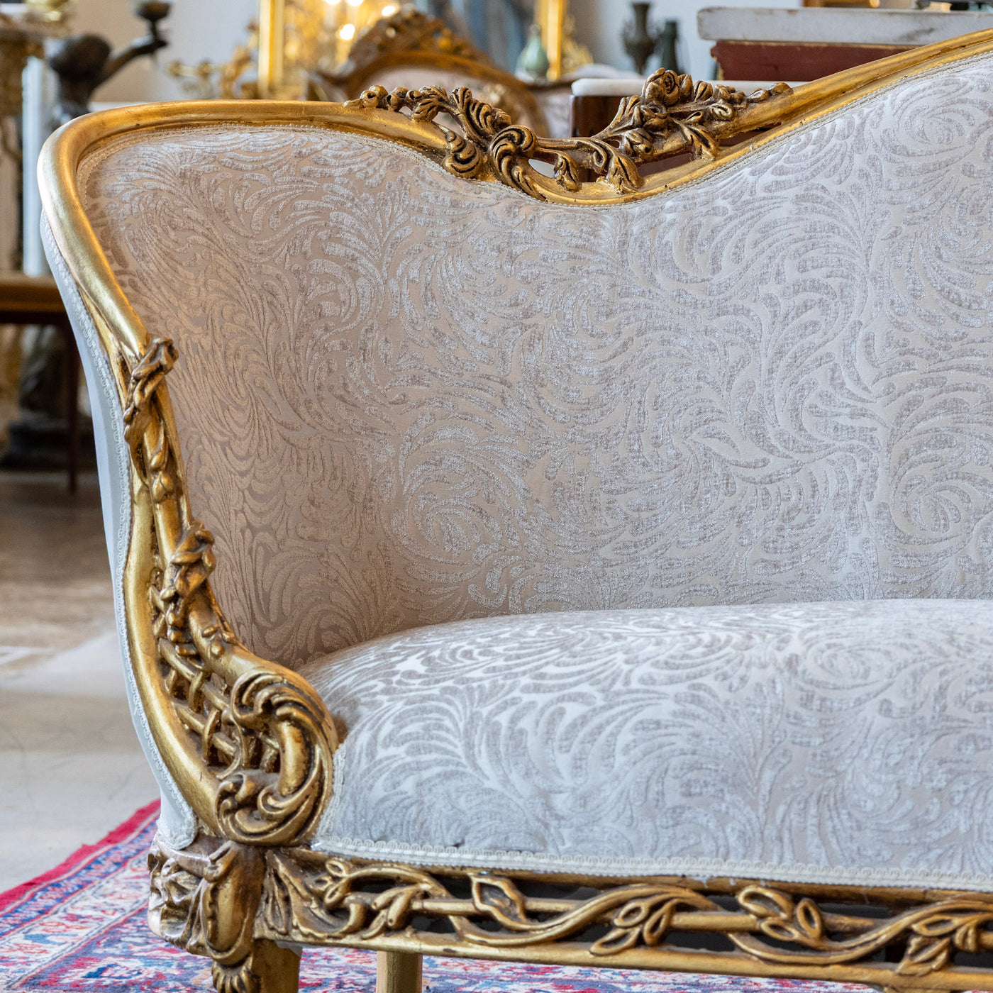 Louis XV Gilded Sofa – Carved Trim & Cream Velvet Textured Upholstery