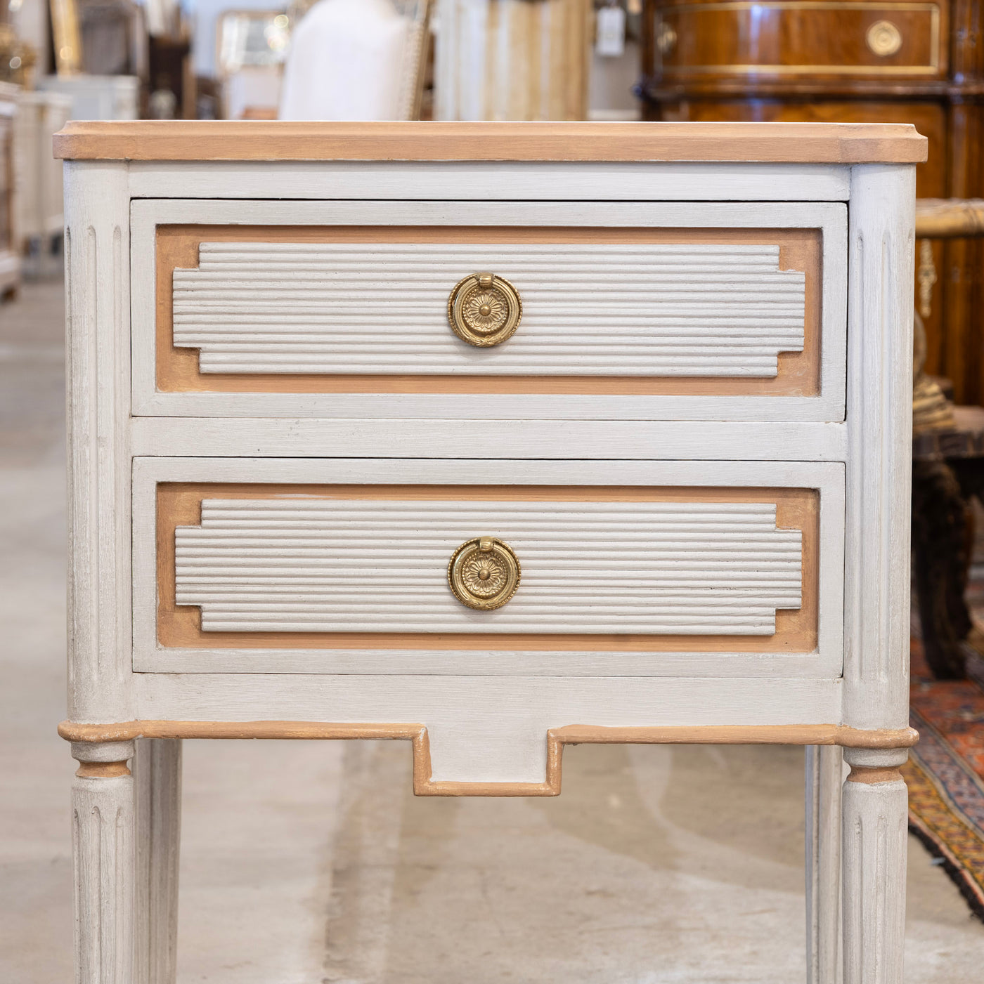 Swedish 2-Drawer Nightstand – Reeded Carved Block With Peach Trim